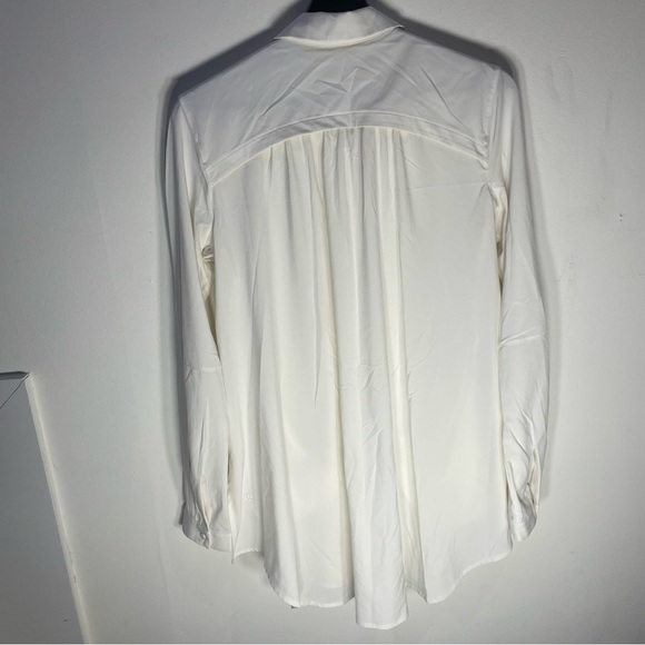 Lululemon Athletica in the moment White Shirt - Picture 3 of 6